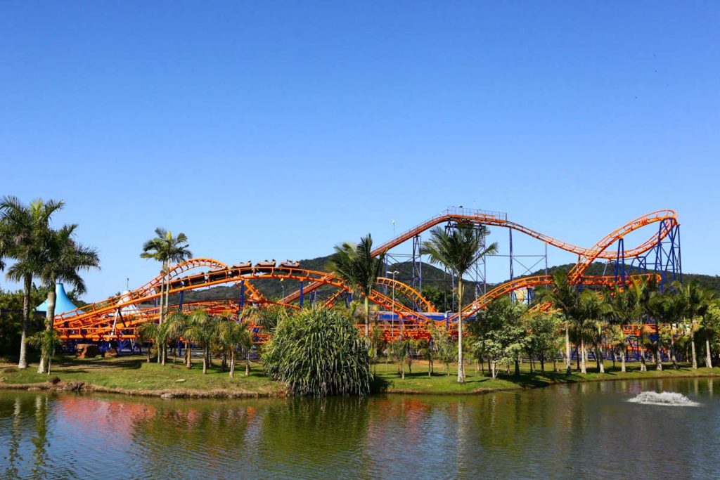 parque beto carrero montanha russa 006 1024x683 - Conheça a Disney Brasileira - Parque Beto Carreiro World